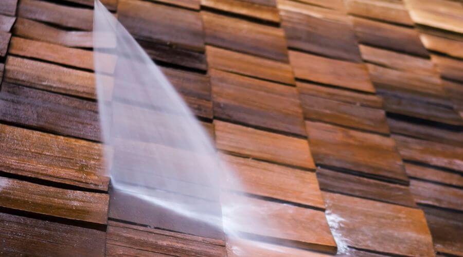 Professional gutter cleaning in Valley Lee, MD